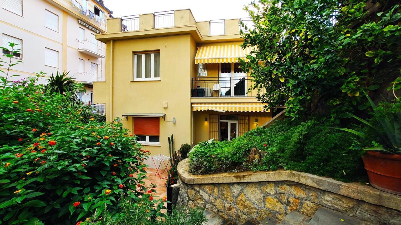 Residence Mare Azzurro Леричи Екстериор снимка